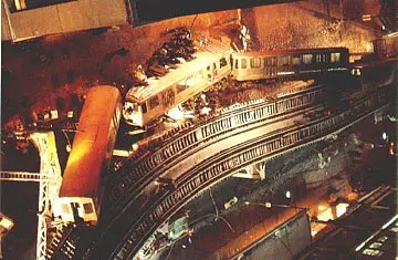 আলোচিত মেট্রোরেল দুর্ঘটনা